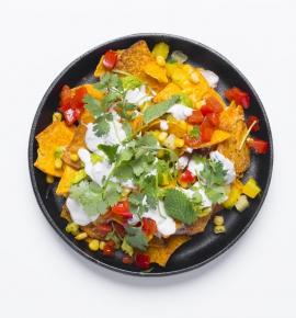 CHICKEN NACHOS WITH BELL PEPPERS